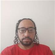 Professor particular de Inglês com experiência no ensino online. Ênfase no ensino de gramática e pronúncia do inglês americano
